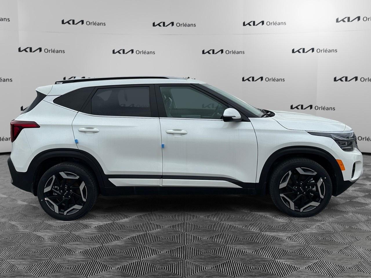 2026 Kia Seltos SX AWD w/Black Interior Photo4