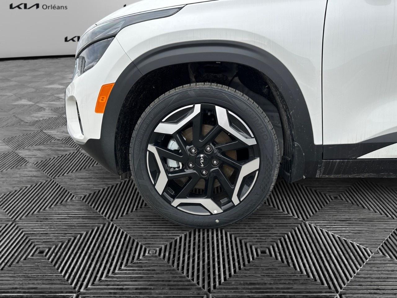 2026 Kia Seltos SX AWD w/Black Interior Photo