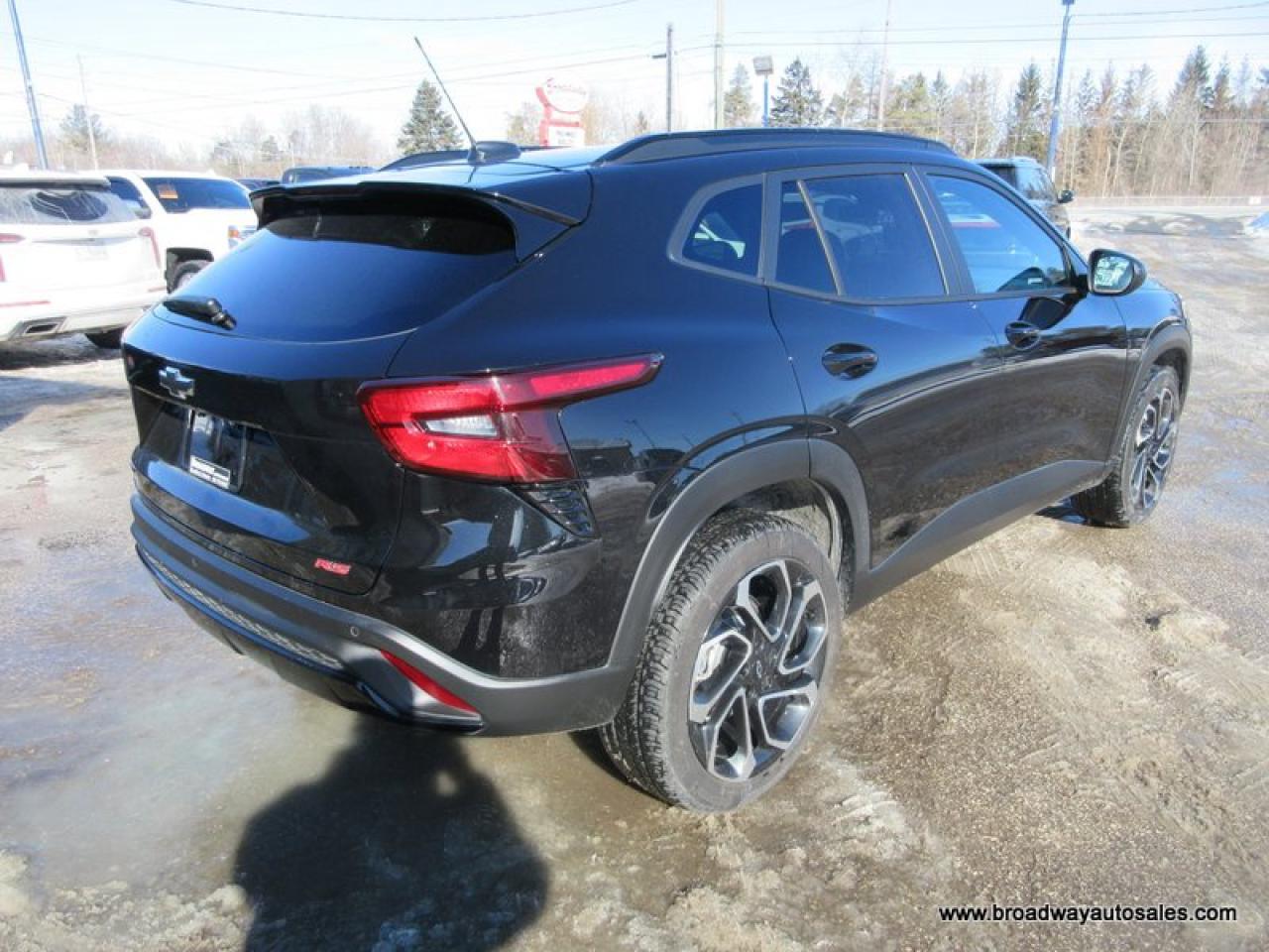 2025 Chevrolet Trax LIKE NEW 2-RS-MODEL 5 PASSENGER 1.2L - TURBO.. LEATHER.. HEATED SEATS & WHEEL.. BACK-UP CAMERA.. BLUETOOTH SYSTEM.. KEYLESS ENTRY.. Photo