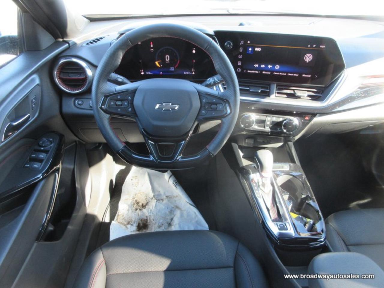 2025 Chevrolet Trax LIKE NEW 2-RS-MODEL 5 PASSENGER 1.2L - TURBO.. LEATHER.. HEATED SEATS & WHEEL.. BACK-UP CAMERA.. BLUETOOTH SYSTEM.. KEYLESS ENTRY.. Photo