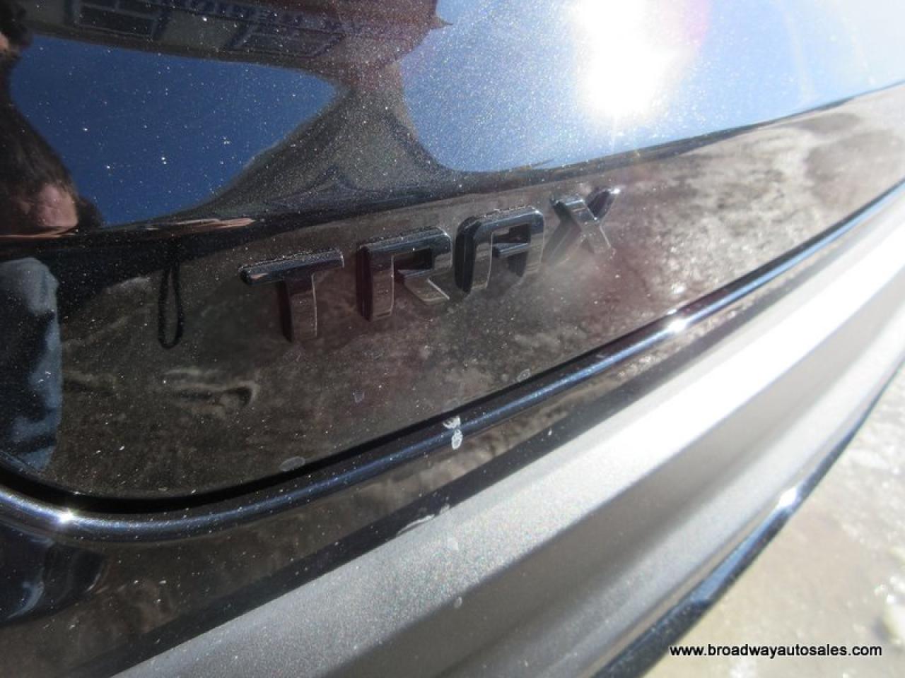 2025 Chevrolet Trax LIKE NEW 2-RS-MODEL 5 PASSENGER 1.2L - TURBO.. LEATHER.. HEATED SEATS & WHEEL.. BACK-UP CAMERA.. BLUETOOTH SYSTEM.. KEYLESS ENTRY.. Photo