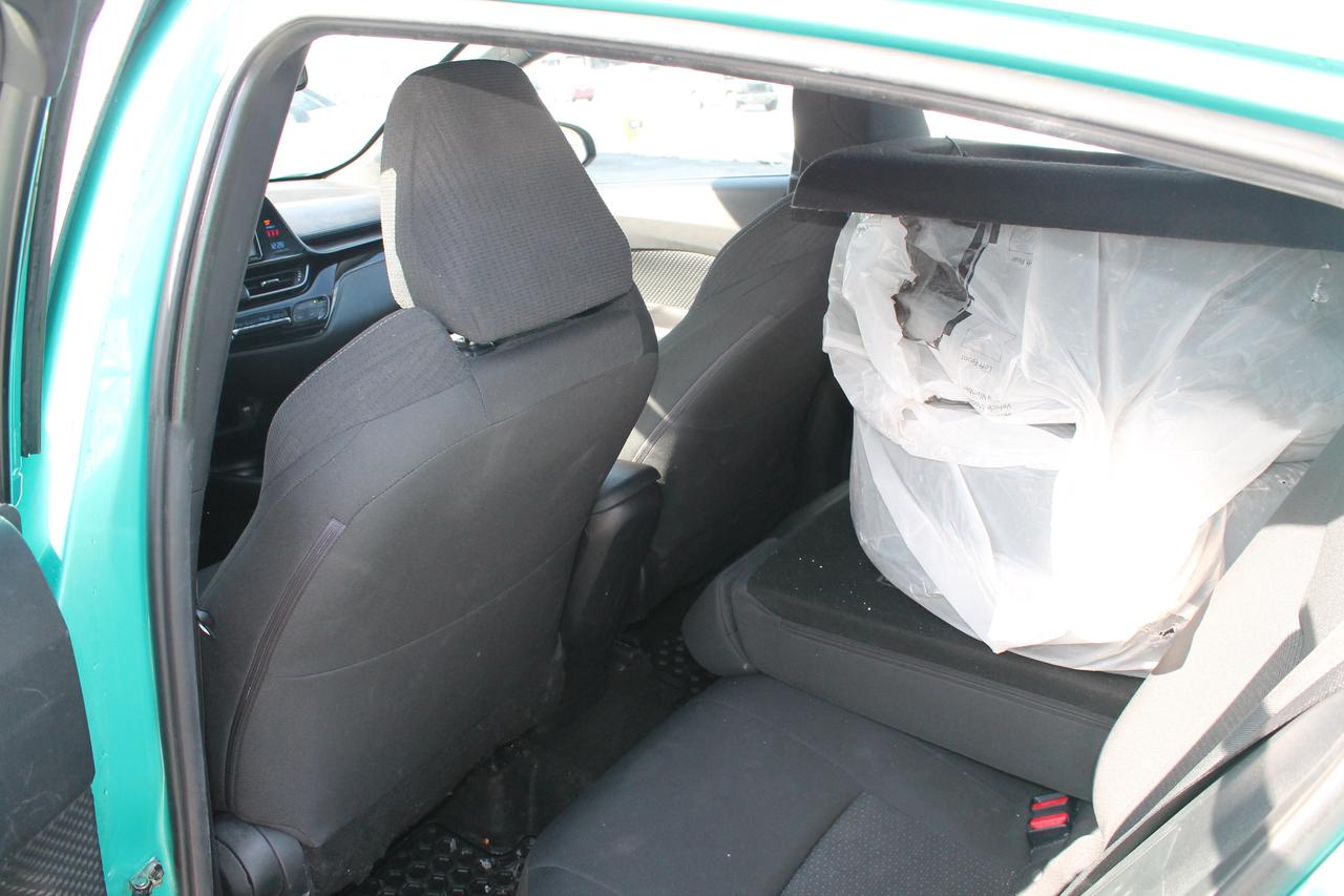 2018 Toyota C-HR XLE Photo