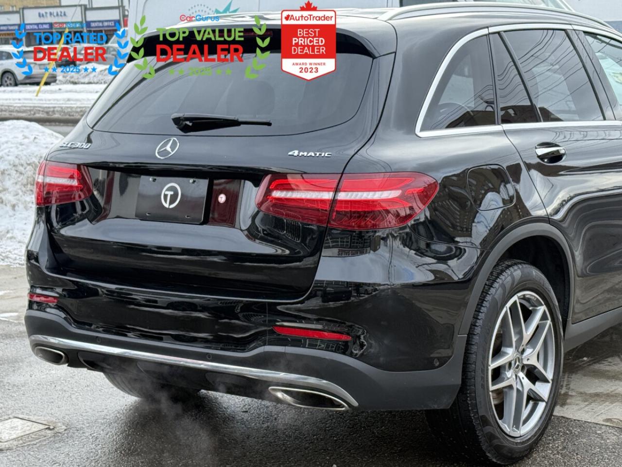 2017 Mercedes-Benz GLC-Class 300 //AMG PKG | PANO | NAVI | LOADED Photo