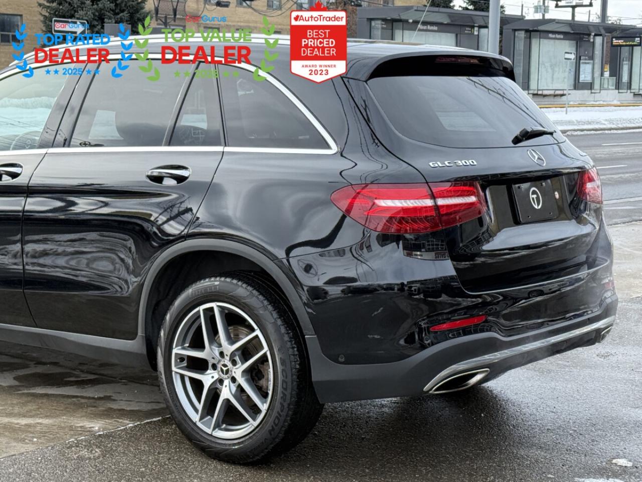 2017 Mercedes-Benz GLC-Class 300 //AMG PKG | PANO | NAVI | LOADED Photo