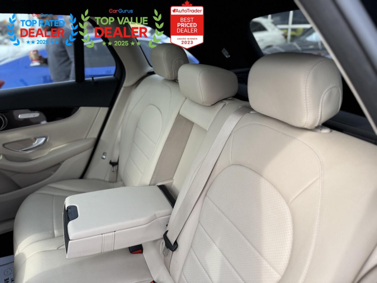 2017 Mercedes-Benz GLC-Class 300 //AMG PKG | PANO | NAVI | LOADED Photo