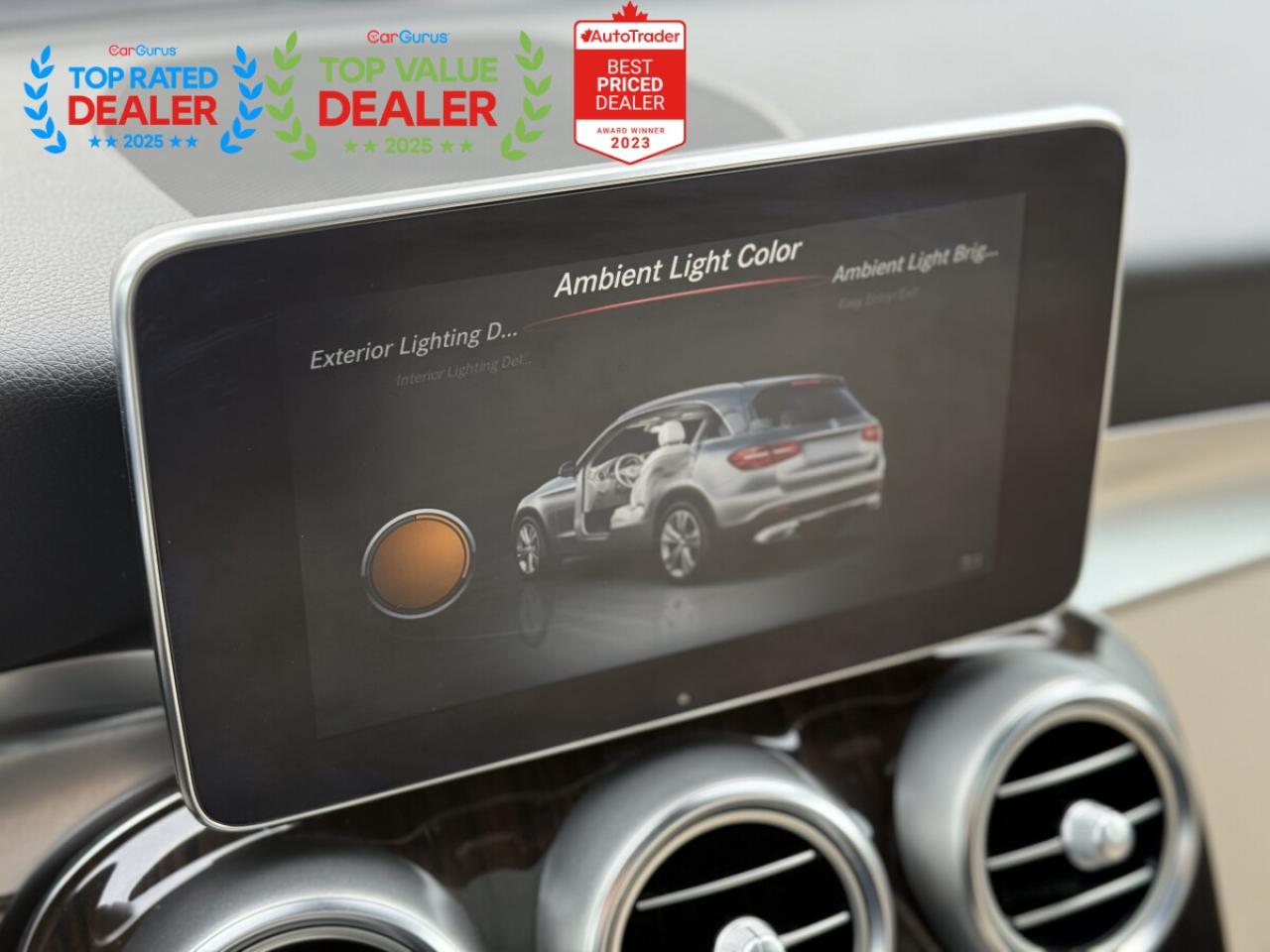 2017 Mercedes-Benz GLC-Class 300 //AMG PKG | PANO | NAVI | LOADED Photo