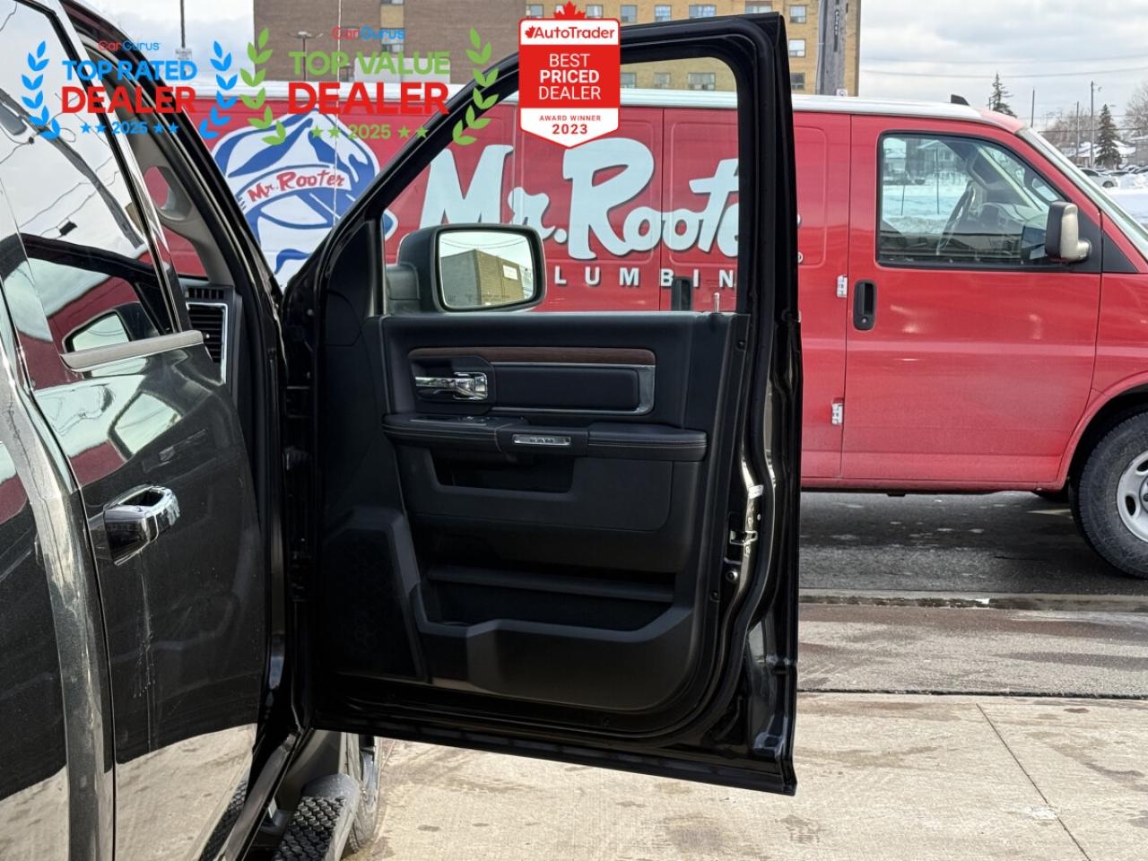2018 RAM 1500 LARAMIE | ALPINE SOUND | LOADED | SUNROOF Photo