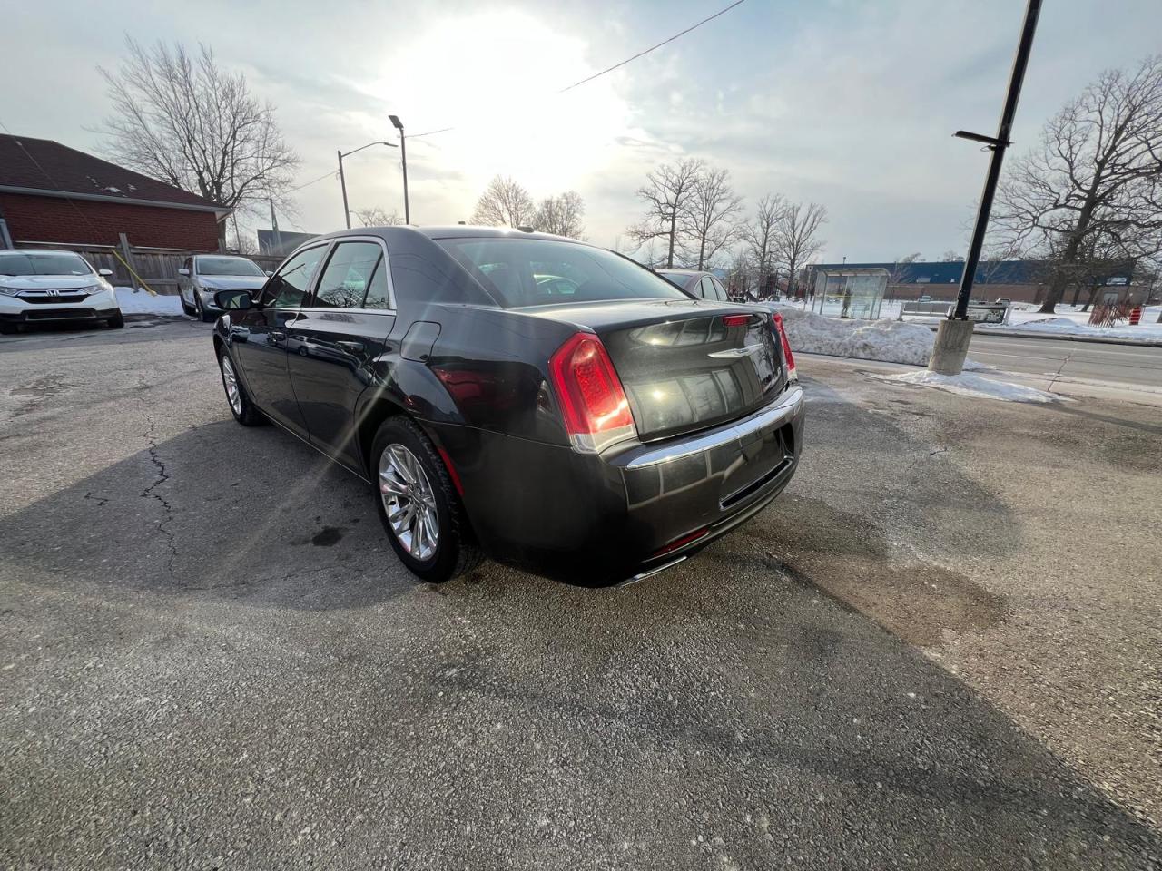 2017 Chrysler 300 Touring  Photo