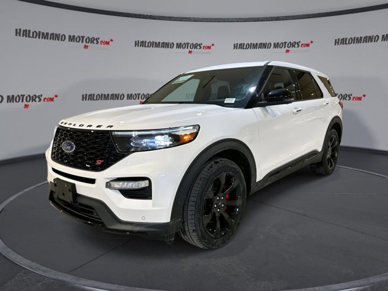 2022 Ford Explorer ST 4WD | 360 Camera | Remote Start | Panoramic Roof | Leather Seats | One owner | No accidents Photo