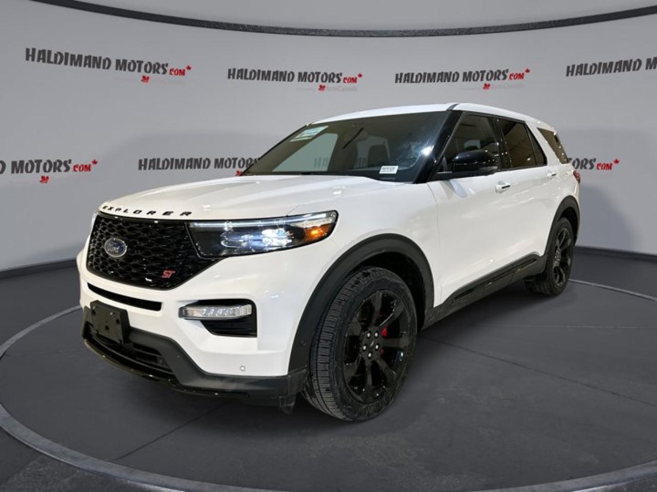 2022 Ford Explorer ST 4WD | 360 Camera | Remote Start | Panoramic Roof | Leather Seats | One owner | No accidents Photo0