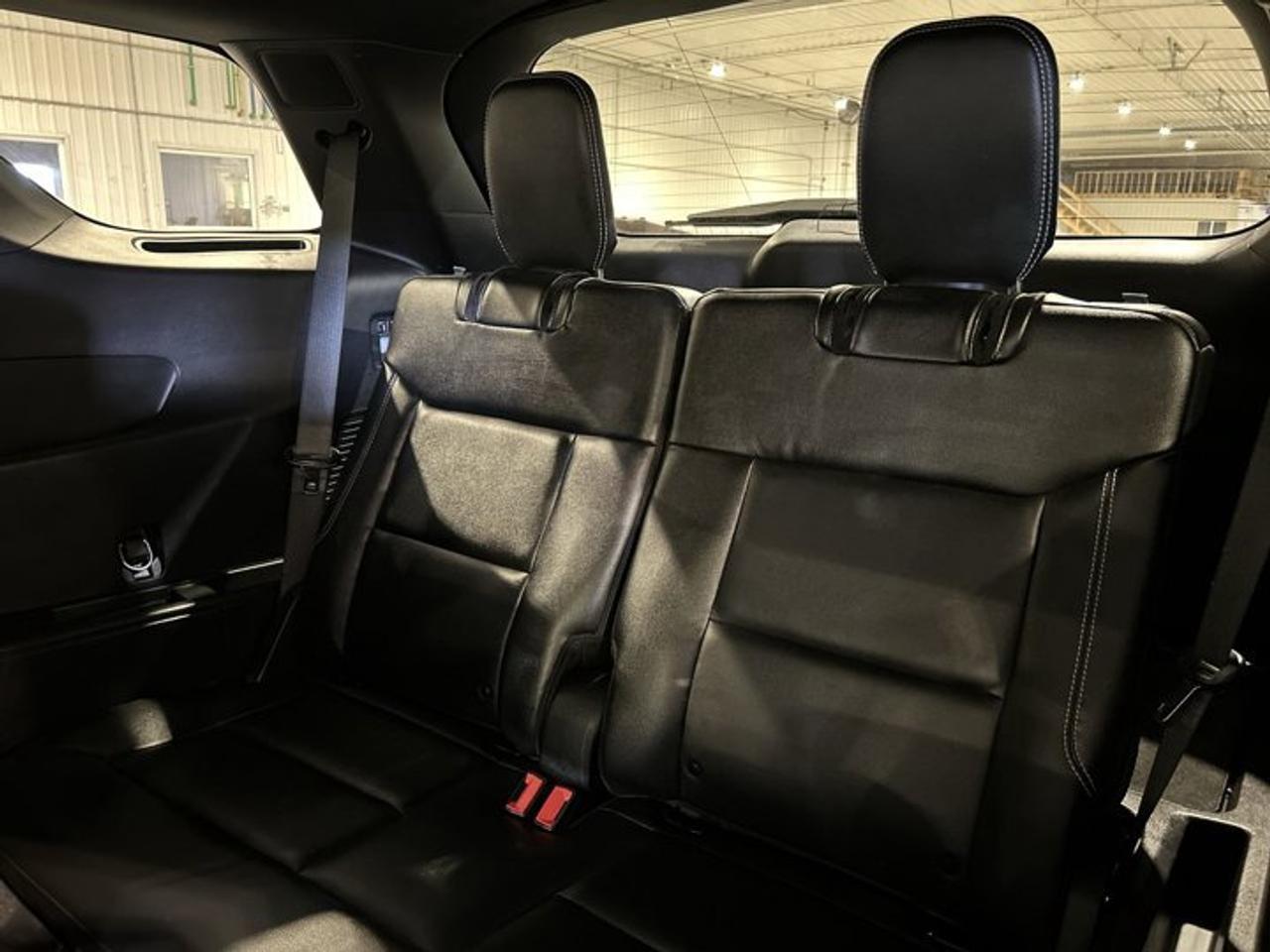 2022 Ford Explorer ST 4WD | 360 Camera | Remote Start | Panoramic Roof | Leather Seats | One owner | No accidents Photo