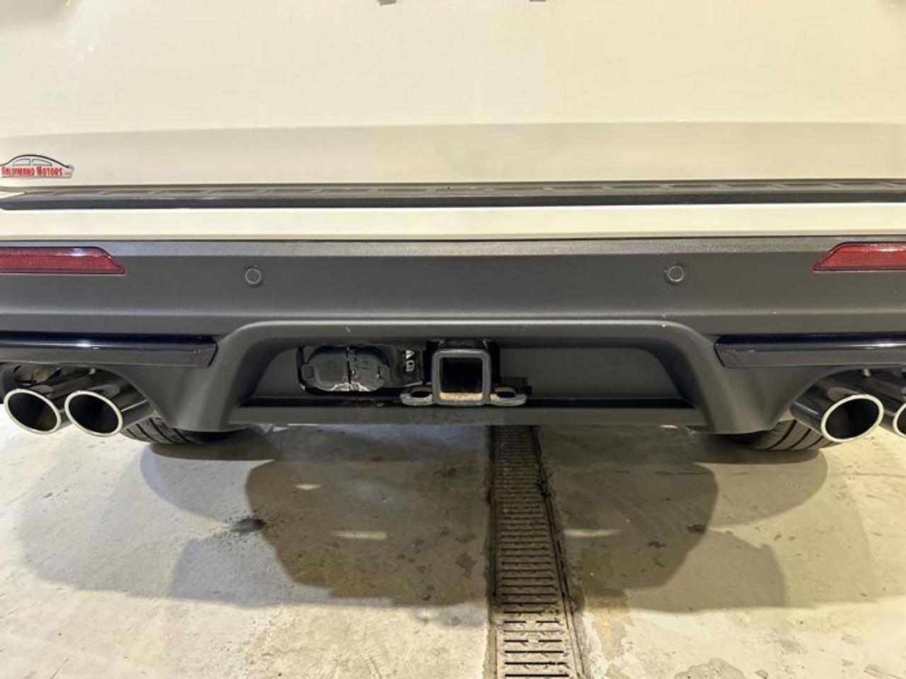 2022 Ford Explorer ST 4WD | 360 Camera | Remote Start | Panoramic Roof | Leather Seats | One owner | No accidents Photo