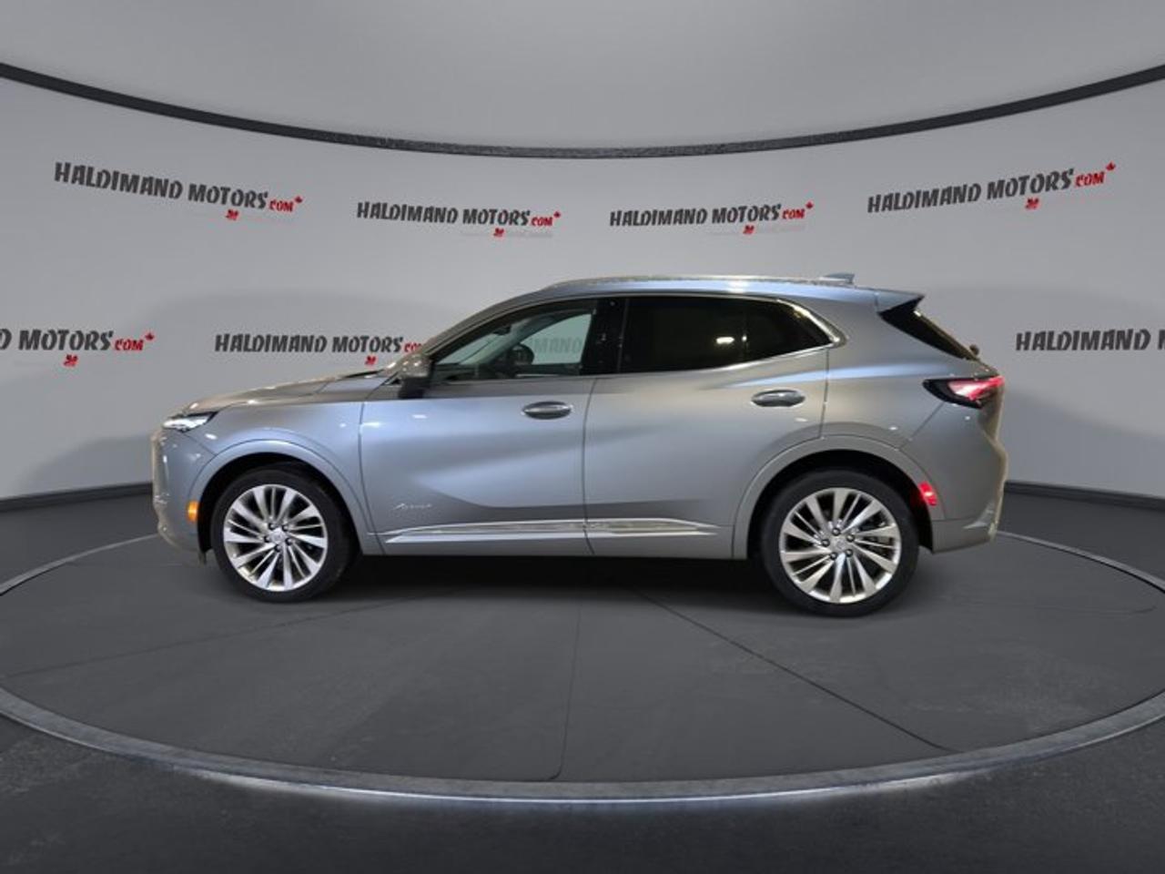 2024 Buick Envision Avenir AWD | Panoramic Sunroof | 360 Camera | Remote Start Photo