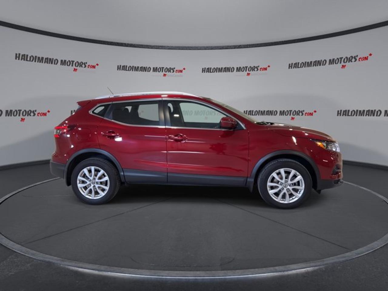 2022 Nissan Qashqai SV FWD | Remote Start | Heated Steering Wheel Photo