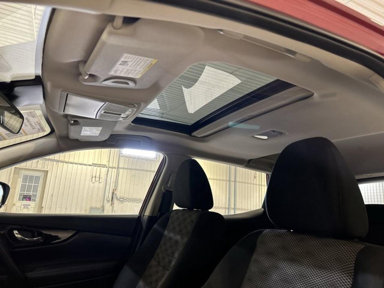 2022 Nissan Qashqai SV FWD | Remote Start | Heated Steering Wheel Photo