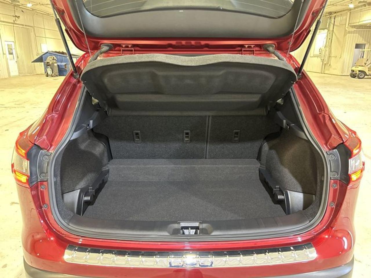 2022 Nissan Qashqai SV FWD | Remote Start | Heated Steering Wheel Photo