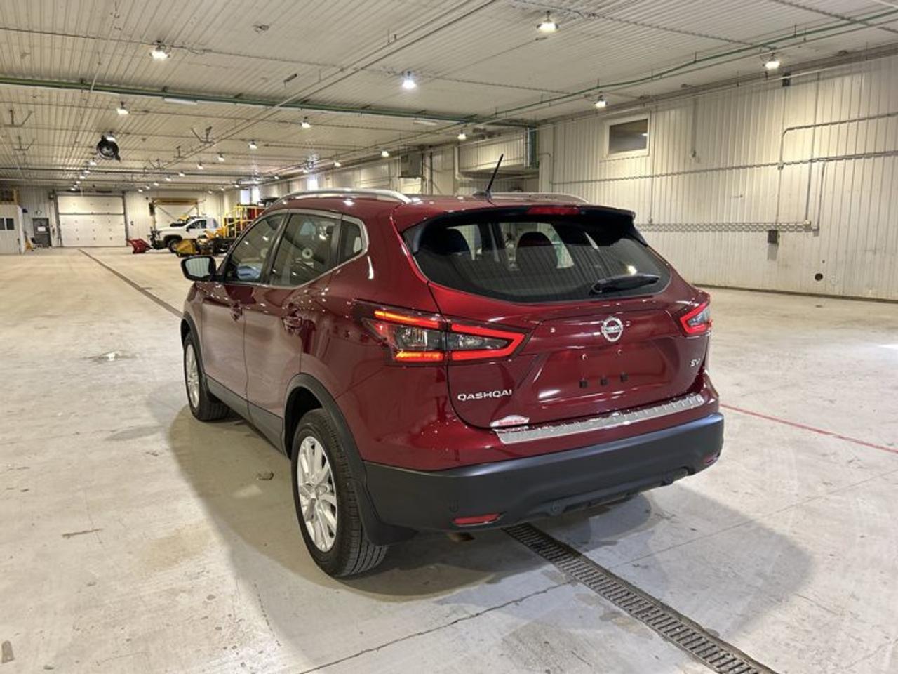 2022 Nissan Qashqai SV FWD | Remote Start | Heated Steering Wheel Photo