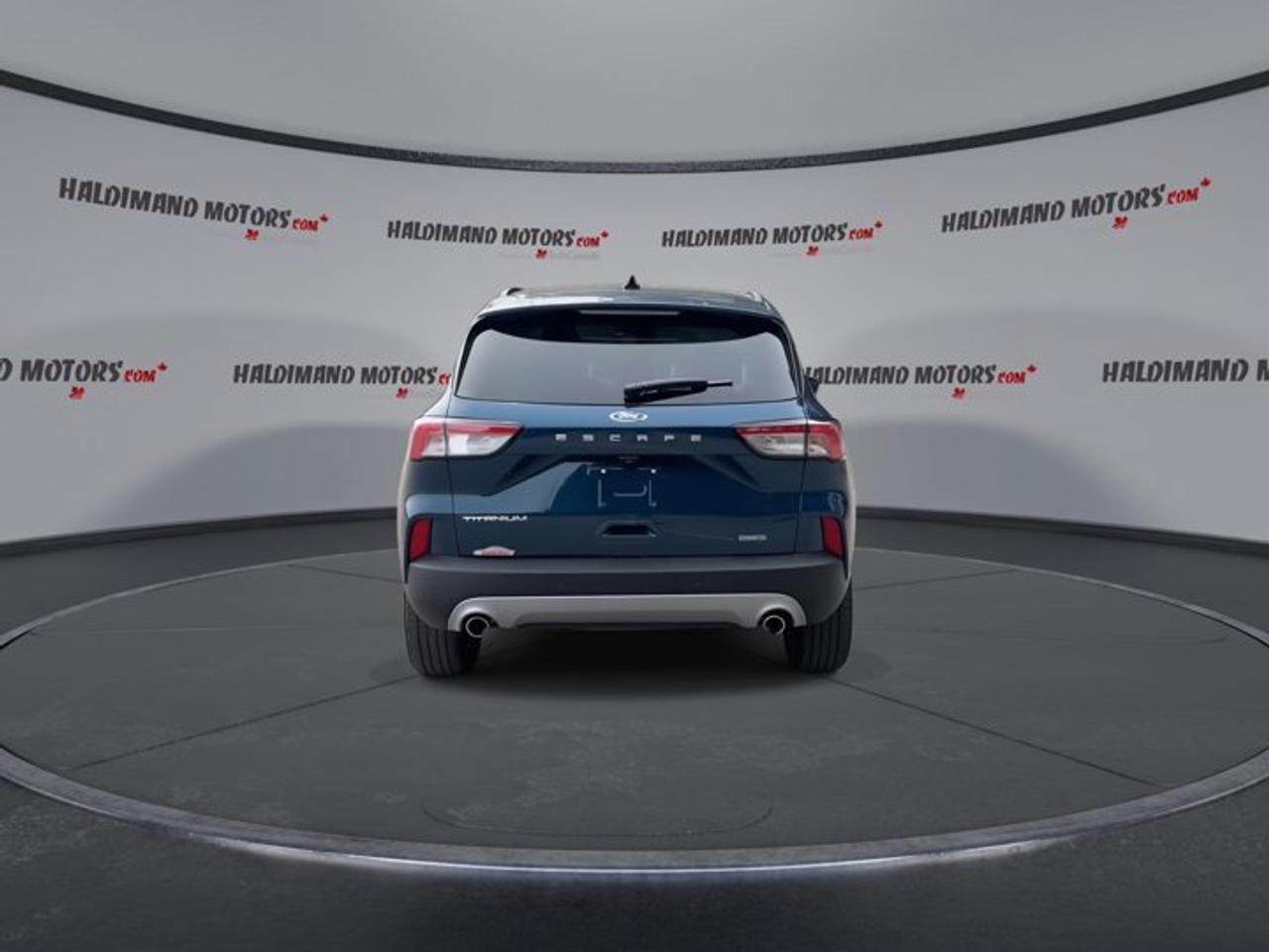 2020 Ford Escape Titanium Hybrid AWD | No Accidents | One Owner |Panoramic Roof | Leather Seats Photo