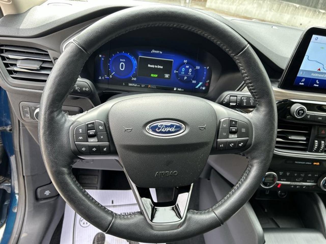 2020 Ford Escape Titanium Hybrid AWD | No Accidents | One Owner |Panoramic Roof | Leather Seats Photo