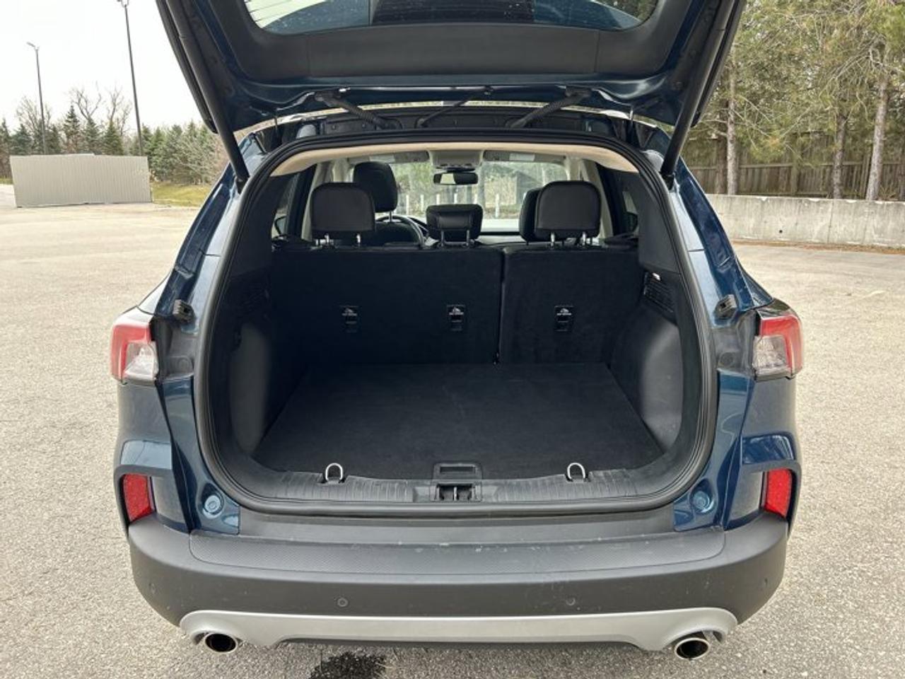 2020 Ford Escape Titanium Hybrid AWD | No Accidents | One Owner |Panoramic Roof | Leather Seats Photo