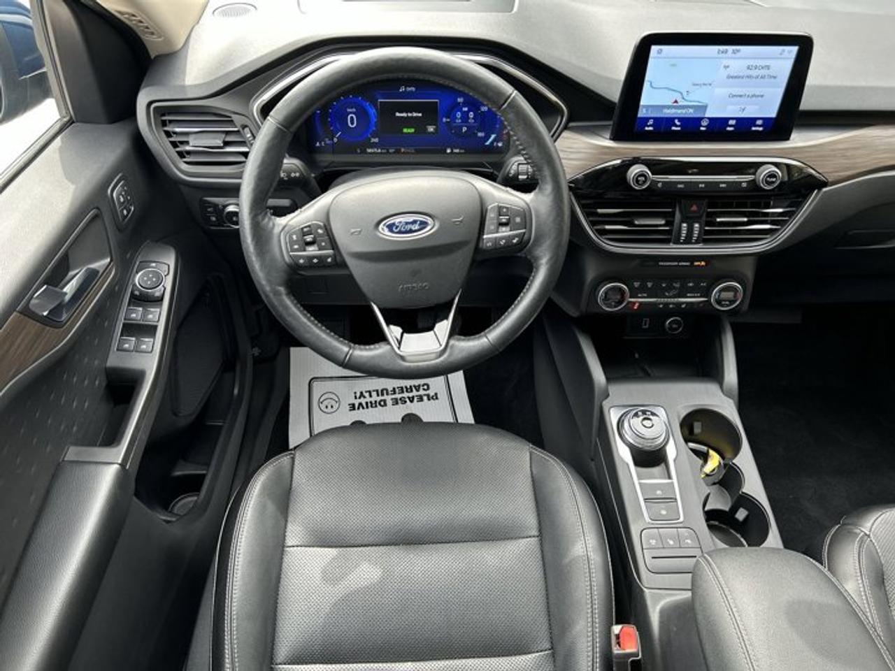 2020 Ford Escape Titanium Hybrid AWD | No Accidents | One Owner |Panoramic Roof | Leather Seats Photo