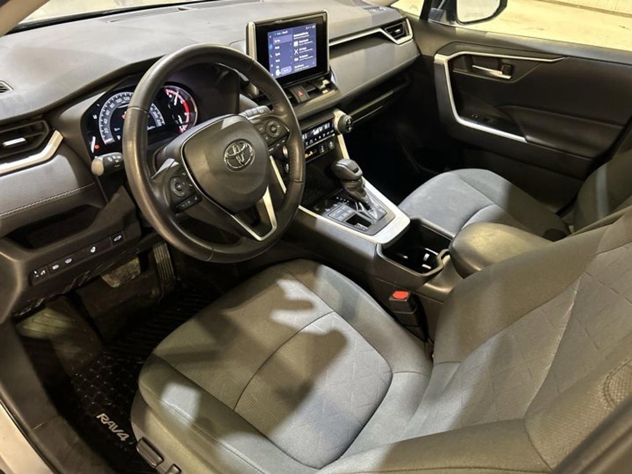 2025 Toyota RAV4 XLE AWD | Heated Steering Wheel | No Accidents Photo
