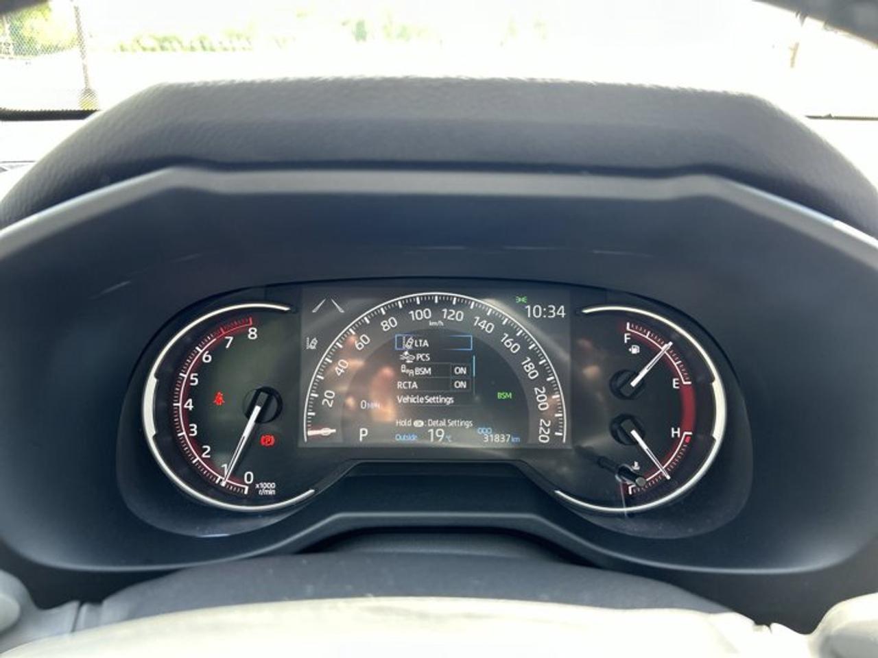 13602872