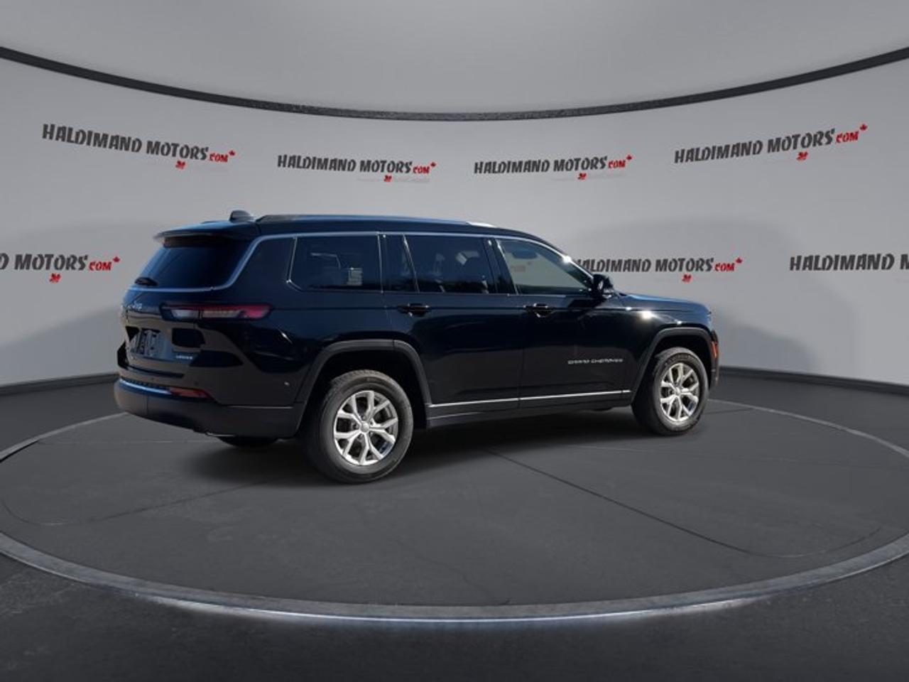 2023 Jeep Grand Cherokee L Limited 4x4 | Remote Start | Heated Steering Wheel | Leather Seats Photo