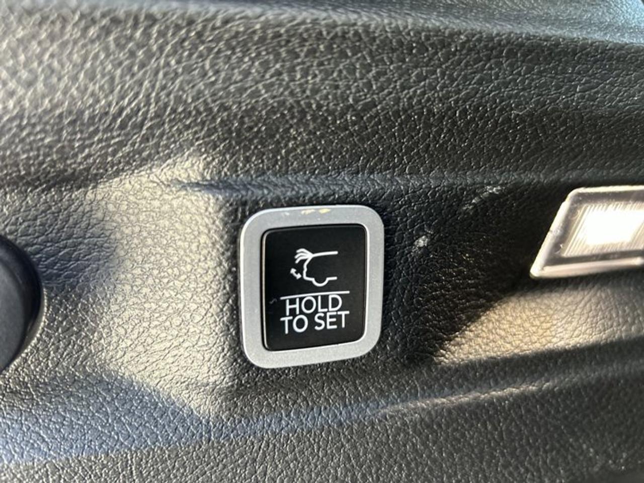 2023 Jeep Grand Cherokee L Limited 4x4 | Remote Start | Heated Steering Wheel | Leather Seats Photo