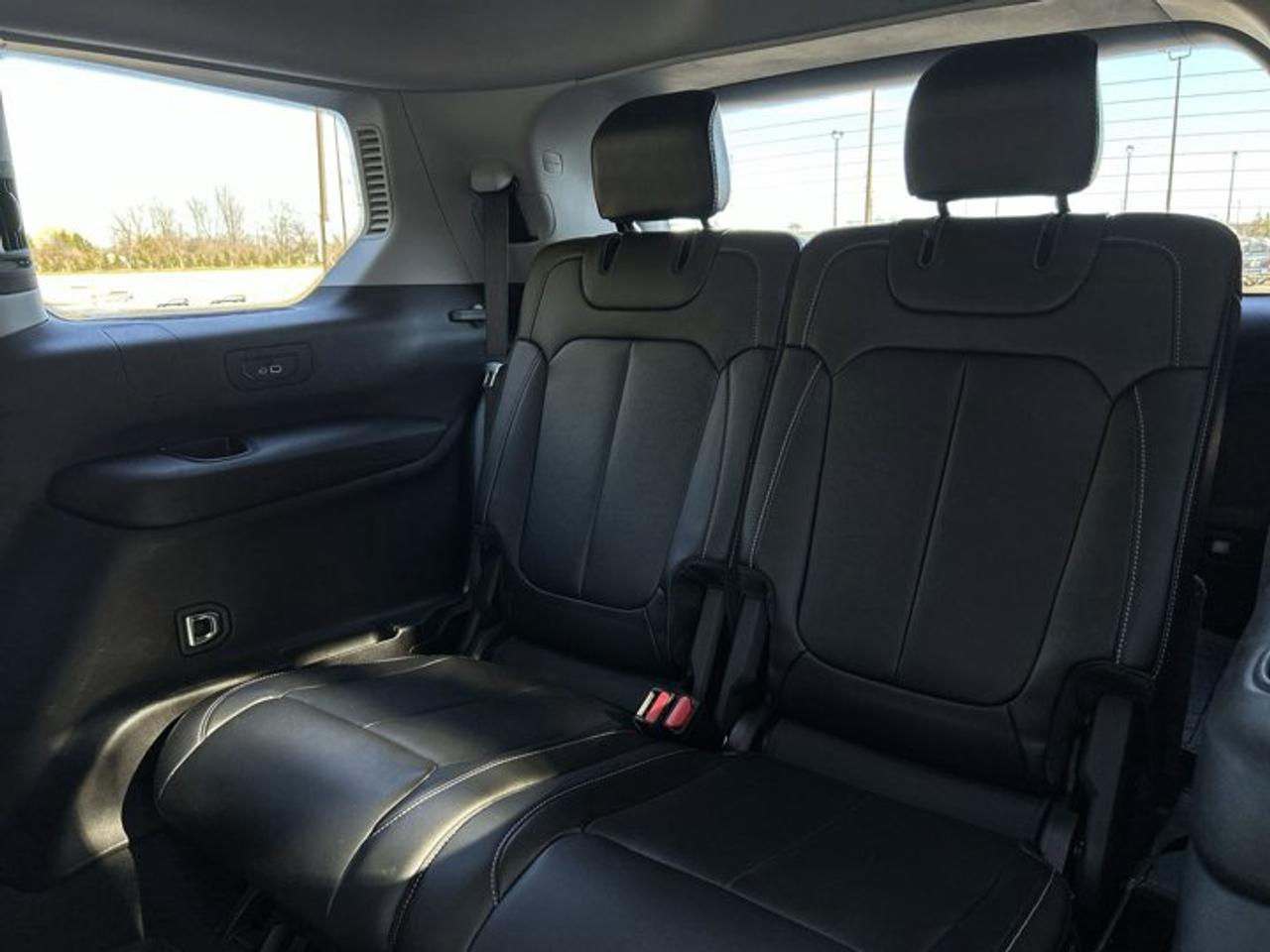 2023 Jeep Grand Cherokee L Limited 4x4 | Remote Start | Heated Steering Wheel | Leather Seats Photo