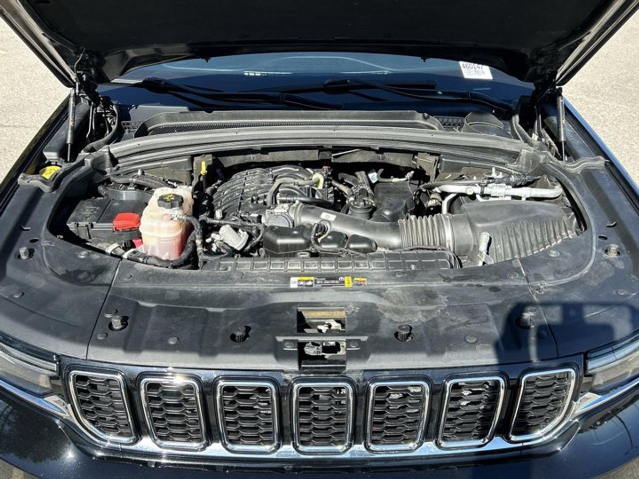 2023 Jeep Grand Cherokee L Limited 4x4 | Remote Start | Heated Steering Wheel | Leather Seats Photo