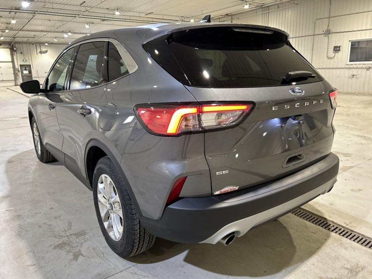 2022 Ford Escape SE FWD Photo