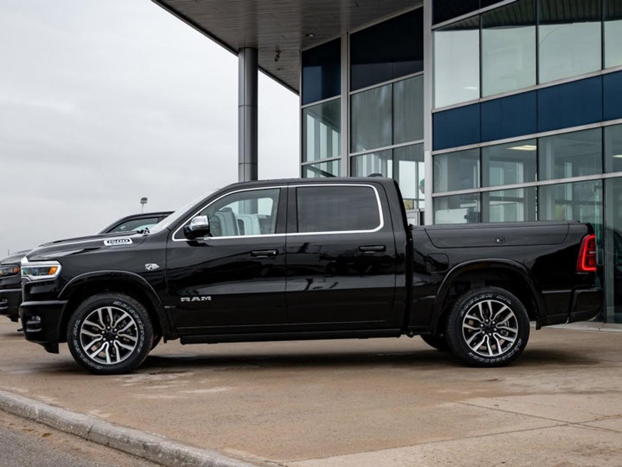 2026 RAM 1500 Limited Longhorn Photo4