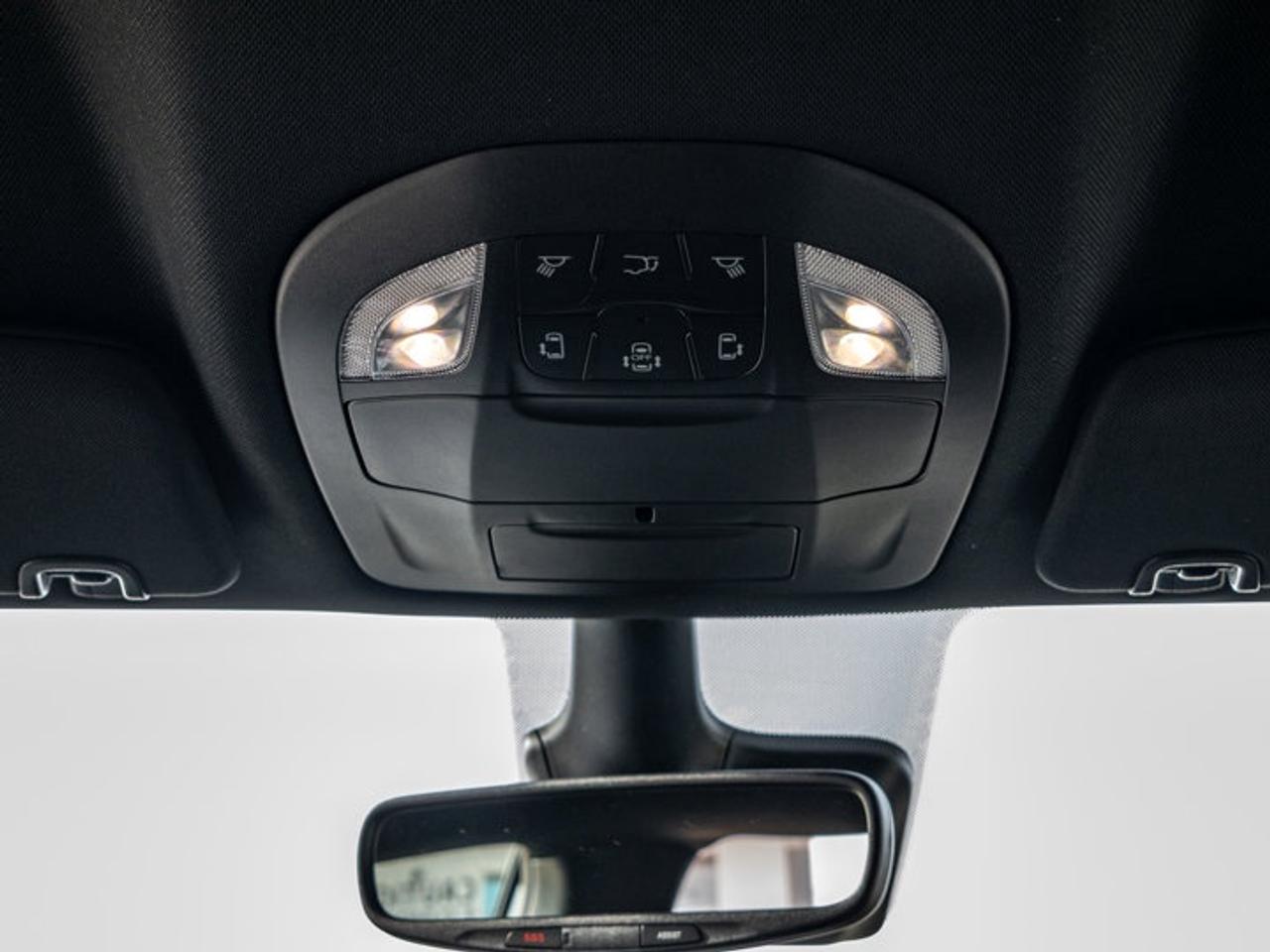 2026 Chrysler Pacifica Select Photo