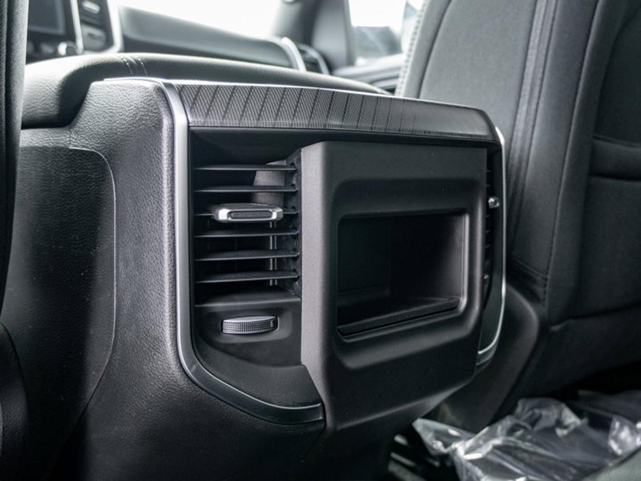 2026 RAM 1500 Express Photo