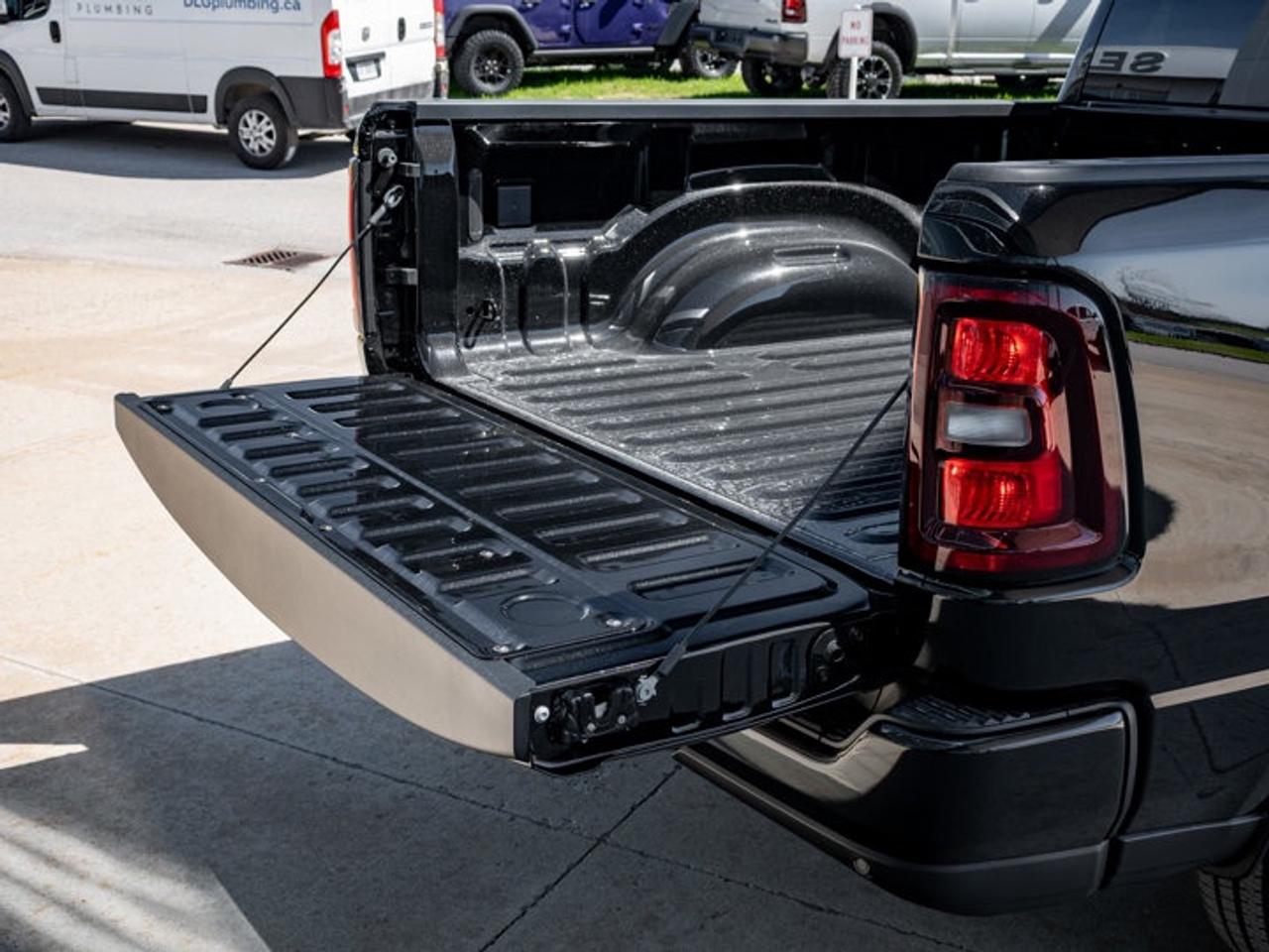 2026 RAM 1500 Express Photo