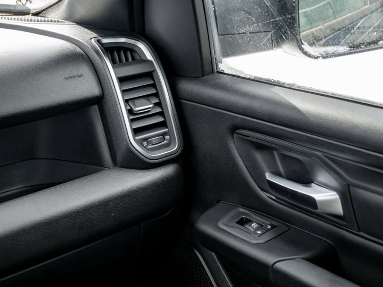 2026 RAM 1500 Express Photo