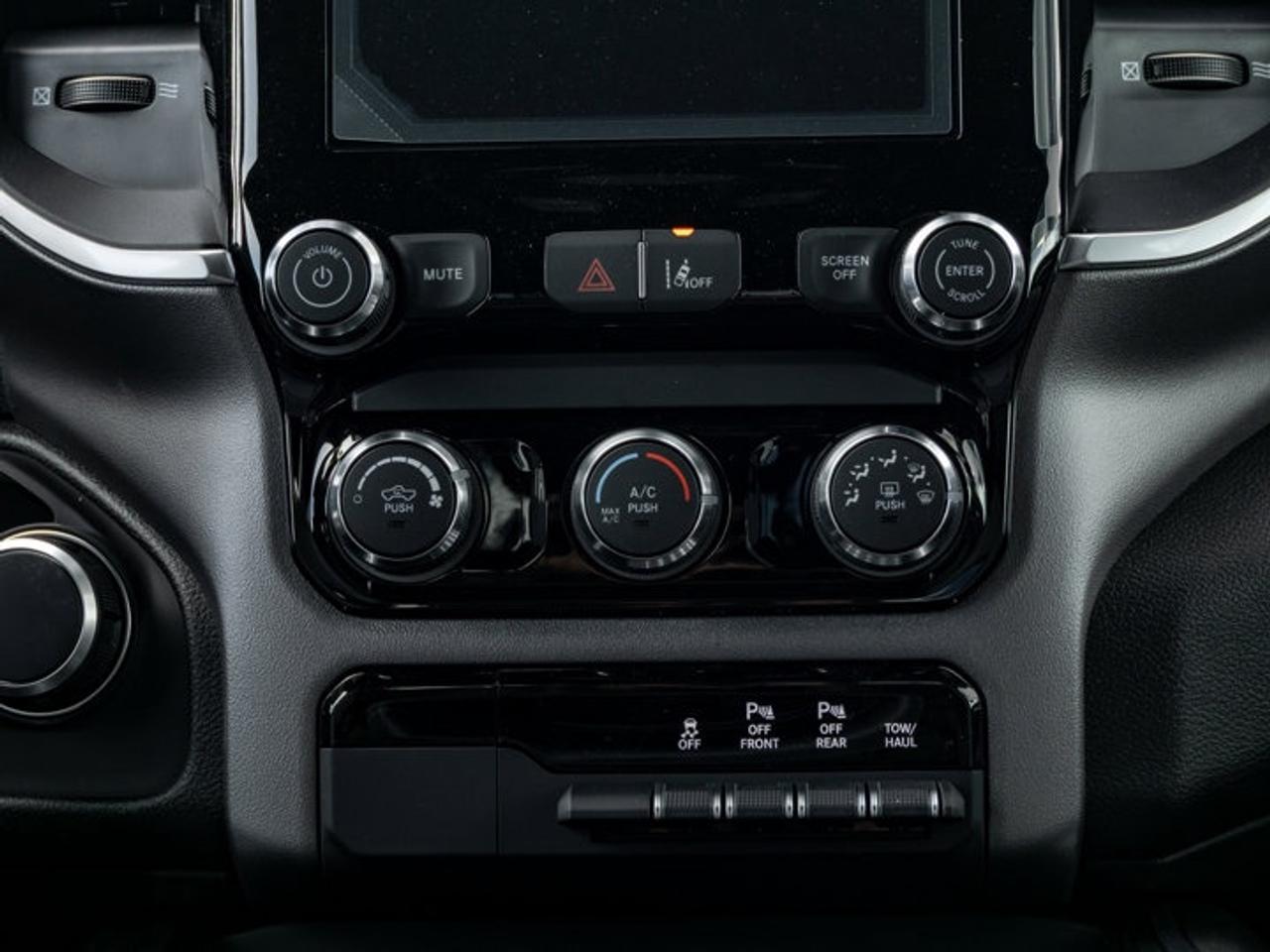 2026 RAM 1500 Express Photo