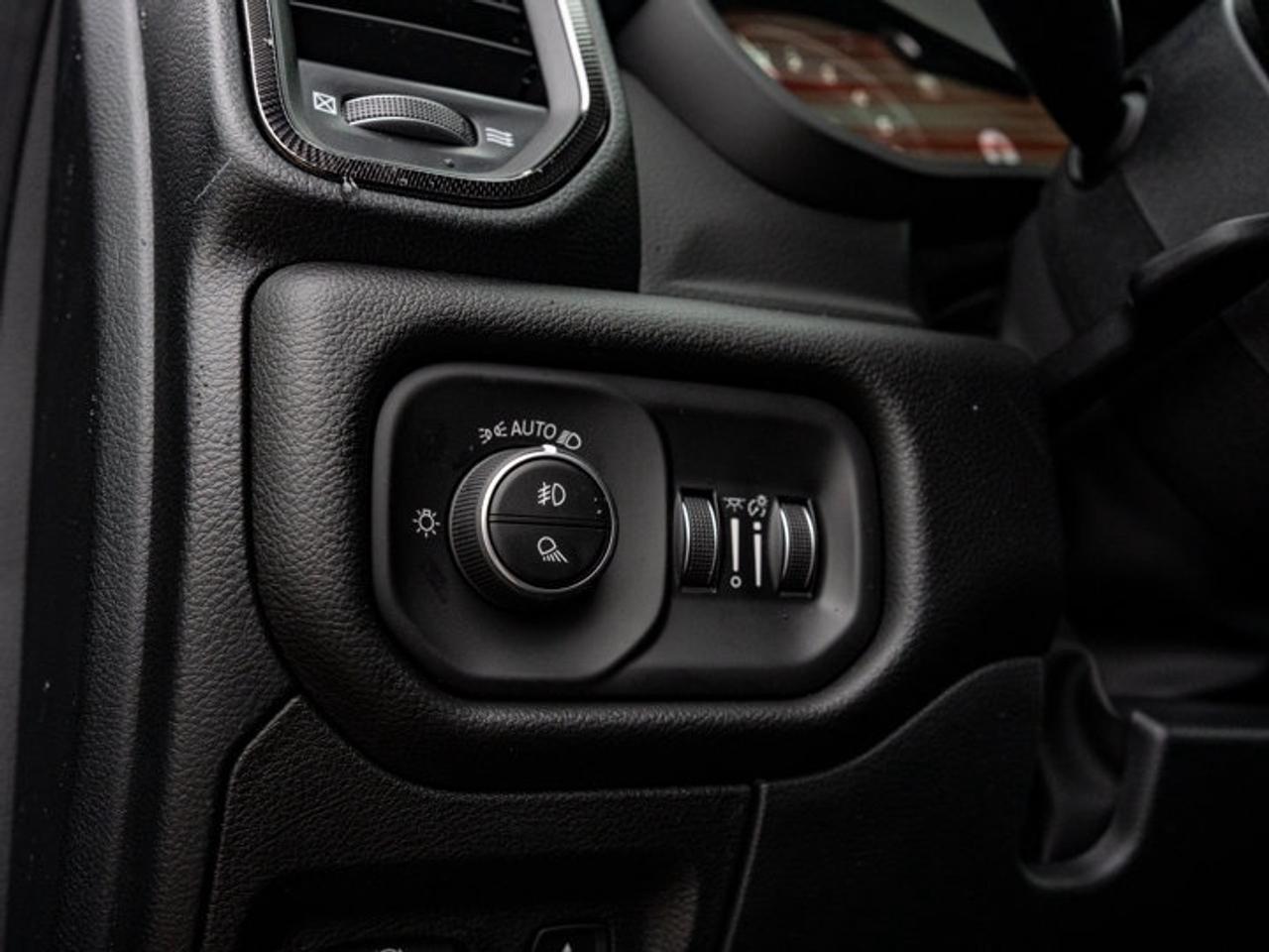 2026 RAM 1500 SPORT Photo