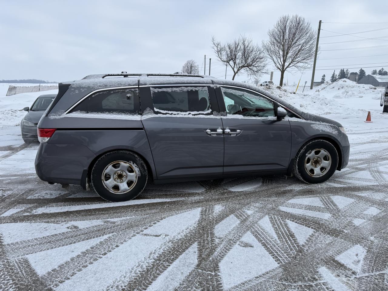 2014 Honda Odyssey EX Photo