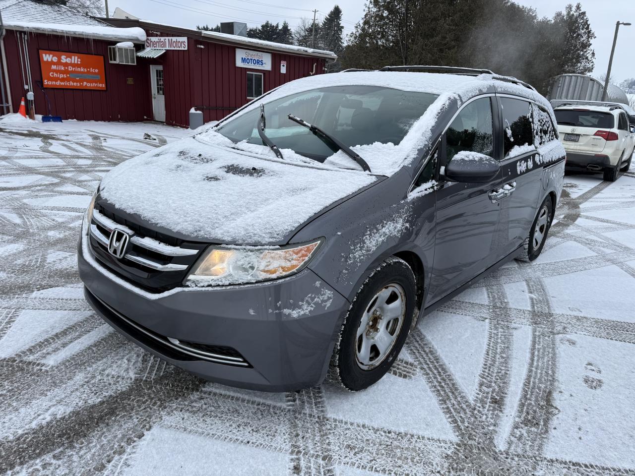 2014 Honda Odyssey EX Photo2