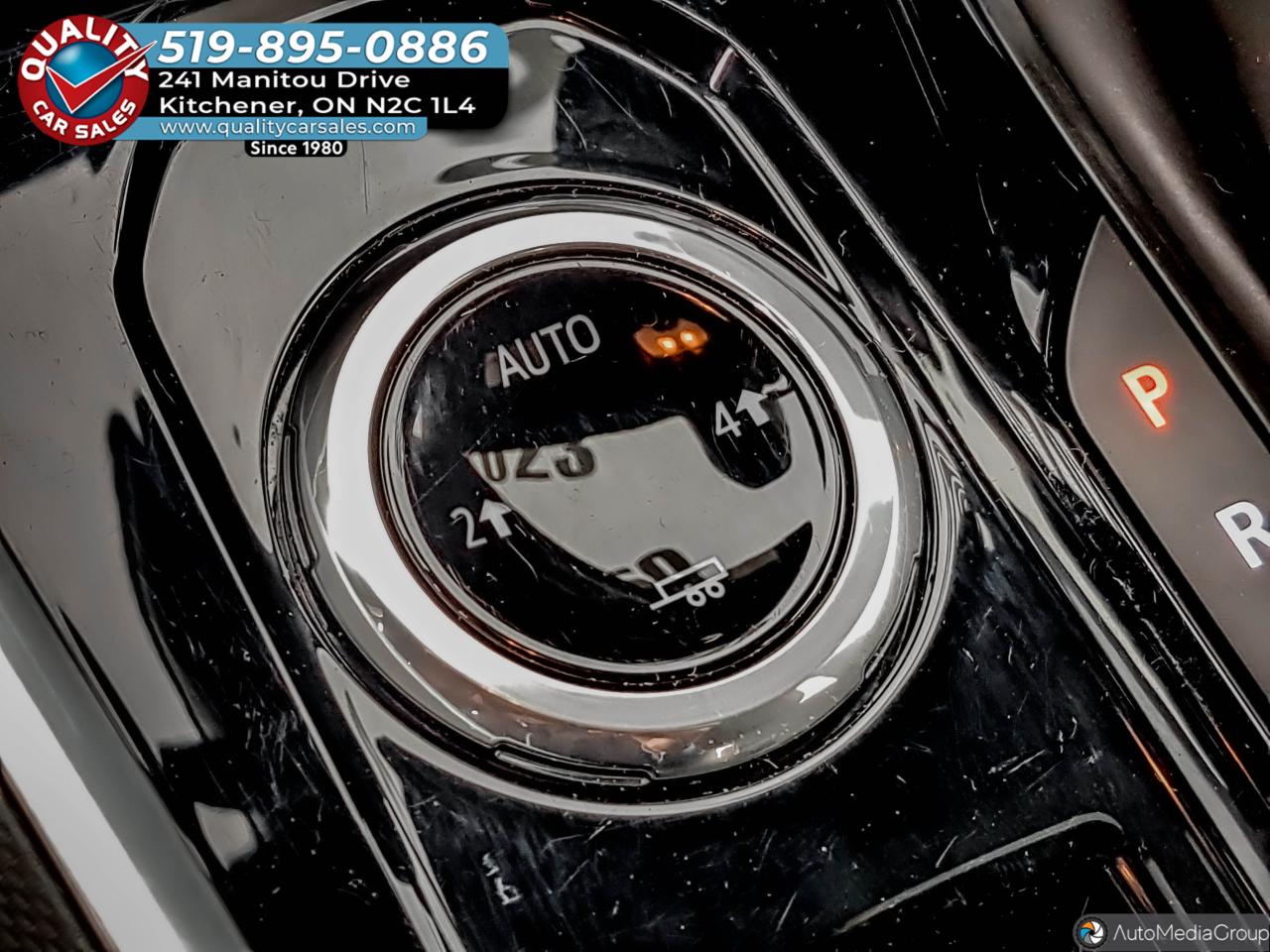 2023 Chevrolet Colorado WT Crew Cab 4x4 *ONLY 23,000 KM* Photo