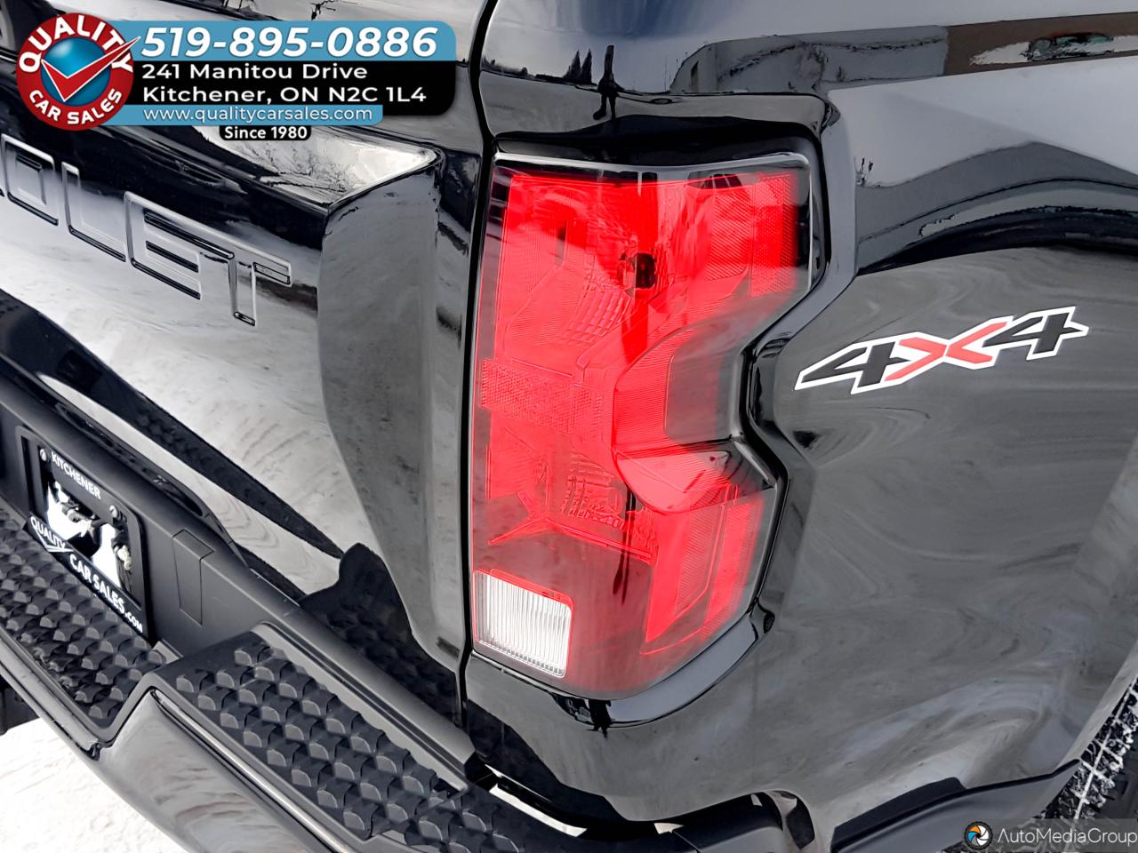2023 Chevrolet Colorado WT Crew Cab 4x4 *ONLY 23,000 KM* Photo