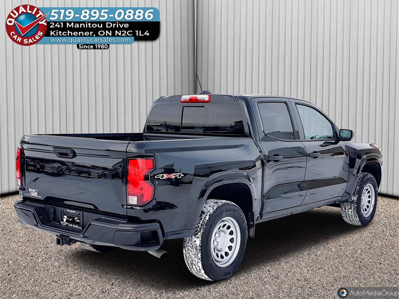 2023 Chevrolet Colorado WT Crew Cab 4x4 *ONLY 23,000 KM* Photo