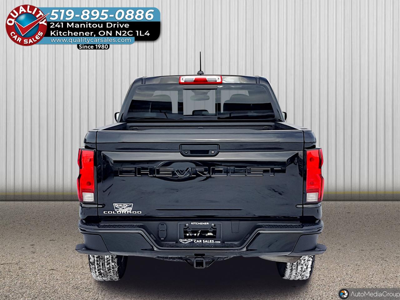 2023 Chevrolet Colorado WT Crew Cab 4x4 *ONLY 23,000 KM* Photo