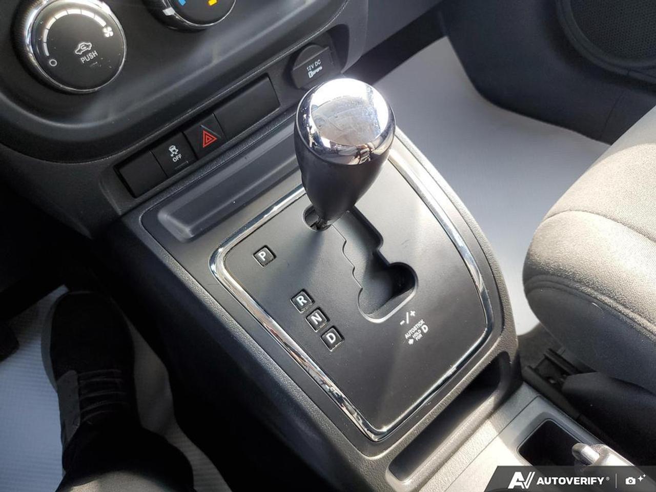 2015 Jeep Compass Sport Photo