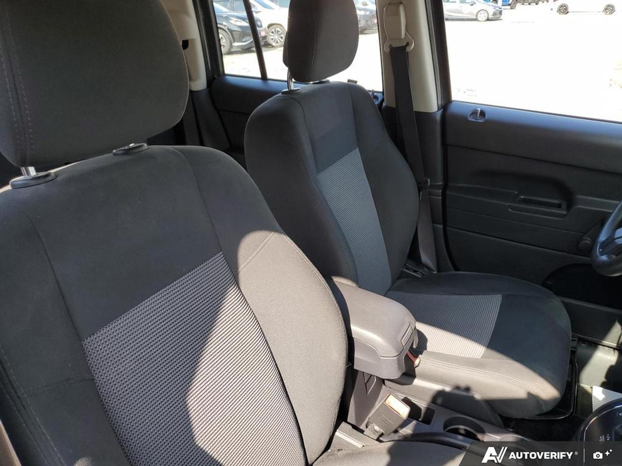 2015 Jeep Compass Sport Photo