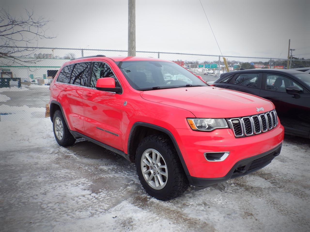 2018 Jeep Grand Cherokee Laredo - Photo #1