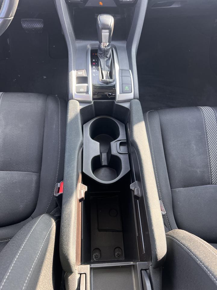 2018 Honda Civic SE Photo