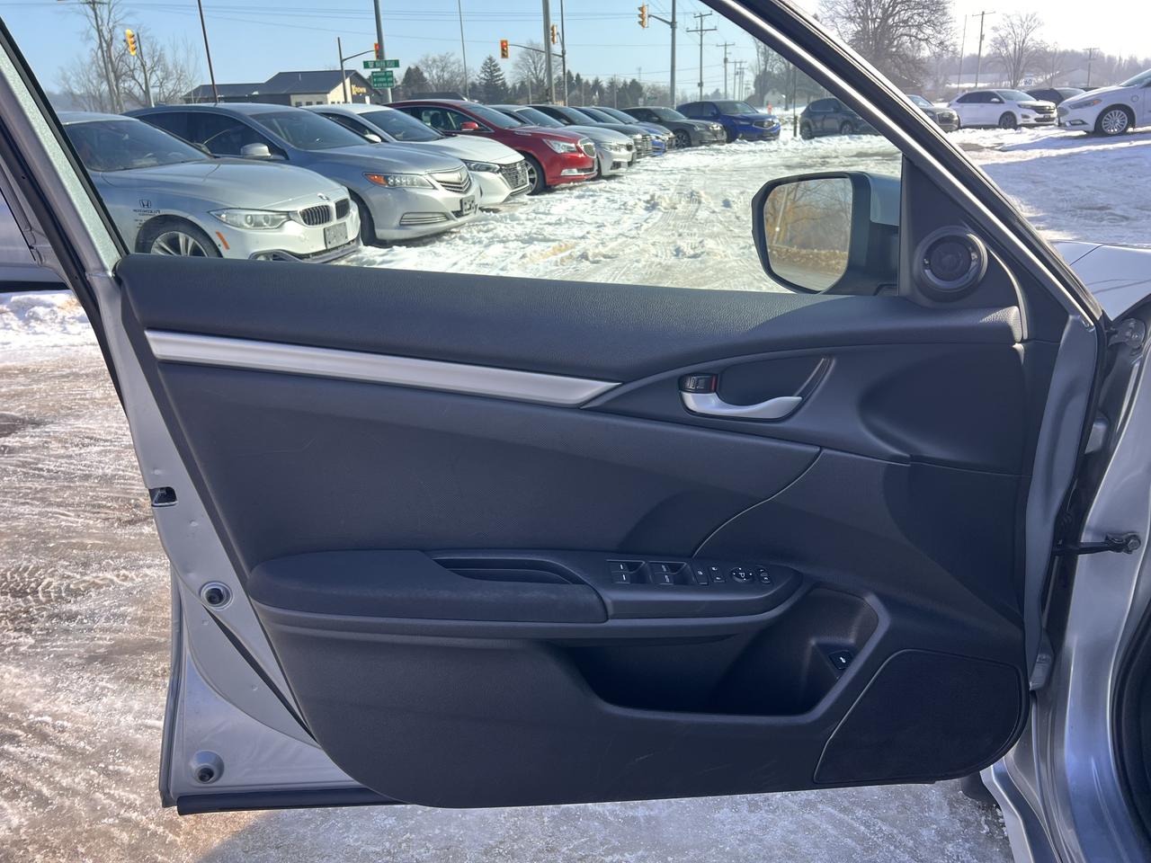 2018 Honda Civic SE Photo